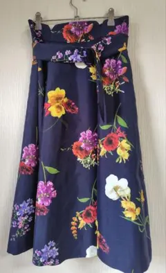 リランドチュール 花柄スカート