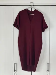 Agn バーガンディ 半袖 ワンピース