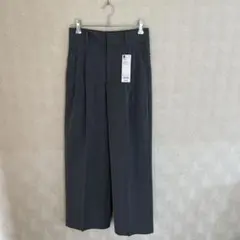 新品　タグ付　未使用　gu ジーユー　ボトムス　パンツ　タックワイドパンツ
