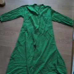 グリーン ロングシャツワンピース 七分袖