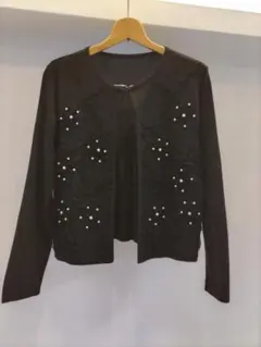 ビーズ装飾 ブラック カーディガン 長袖