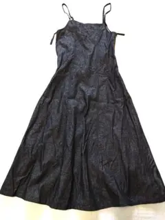 神戸レタス キャミワンピース デニム生地 ブラックデニム フレアシルエット