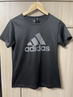 今だけ９８０円❗️アディダス❗️ブラック 半袖 Tシャツ L