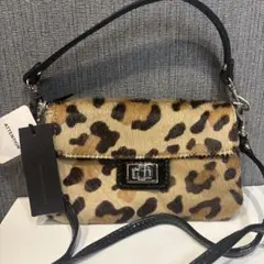 【新品タグ付】GIANNI CHIARINI ショルダーバッグのサムネイル