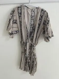 花柄 ミニワンピース 半袖