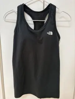 ノースフェイス　ノースリーブ　ウェア　トレーニング　ヨガ