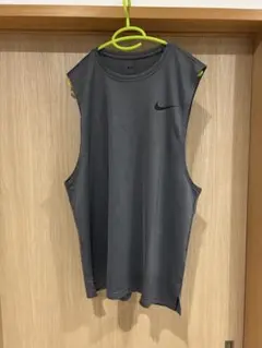 Nike DRI-FIT グレー タンクトップ