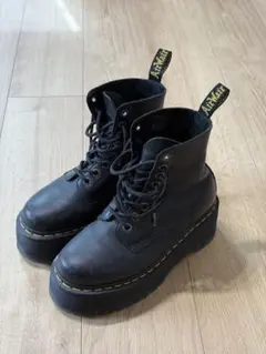 Dr. Martens ドクターマーチン　8ホール　厚底　レディース