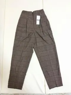 【未使用・タグ付き】GU WOMEN チェックタックテーパードパンツ