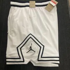 【未使用品】ジョーダン ダイアモンドショートパンツ HF9910 Lサイズ