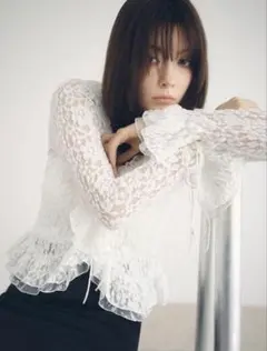 FRAY I.D ラッフルデザインレーストップス WHT