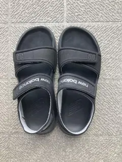 New Balance キッズサンダル ブラック 18サイズ