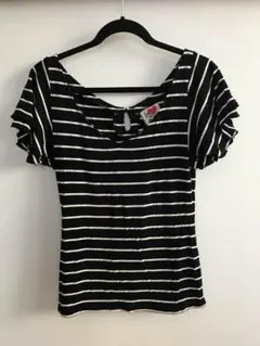 美品☆HONEYBEEボーダー袖フリルトップス デート服 Vネック 匿名 PJのサムネイル