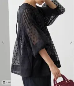 SALE‼️IENA⭐︎トラッゾドンナ　ドットブラウスのサムネイル