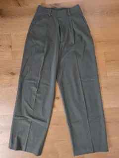UNIQLO タックワイドパンツ ダークグリーン S