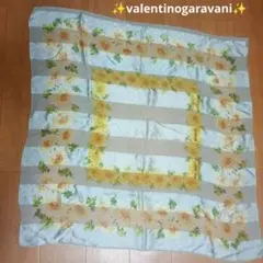 お得❤️値下げ中✨ヴィンテージ❤️バレンチノガラバーニ大判シルクスカーフ