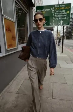 ZARA ザラ　刺繍入りスエード調ボンバージャケット　ノーカラージャケット