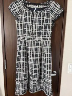 チェック柄 半袖ひざ丈ワンピース