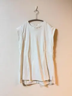 PUBLIC TOKYO バックジップ ノースリーブ 白のサムネイル