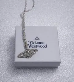 土星モチーフネックレス