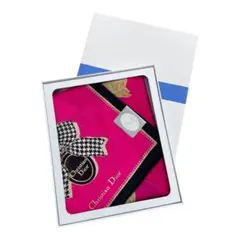 【新品未使用】クリスチャンディオール　リボン柄　ハンカチ　箱いり