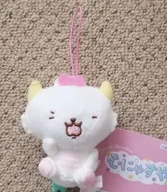 可愛いぬいぐるみ ピンクリボン付き