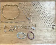 【17点セット】スリーコインズ まとめ売り ネックレス イヤリング イヤーカフ