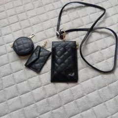ブラックキルティングスマホショルダーバッグ