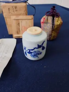 染付 文様 角重箱 金継ぎあり 木箱入り 九谷 時代物 - メルカリ