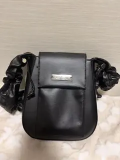 un/neuギャザーハンドルフラップ/2wayショルダーバッグ