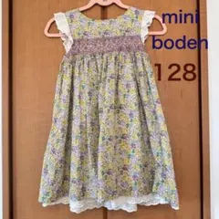mini boden ワンピース　ボタニカル　花柄　リバティのサムネイル