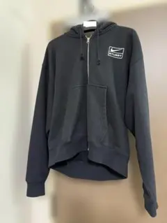 と*も様 STUSSY x nike ブラック ジップアップパーカー