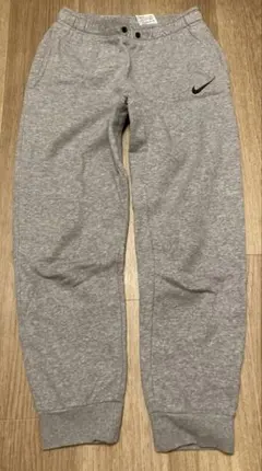 ま*め様 Nike ジョガーパンツ