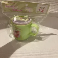 【新品】クレヨンしんちゃん プラコップ＆巾着 チョコビ ワニ山さん コップ袋