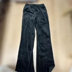 GU キッズ ヌクヌクニットコールフレアパンツ