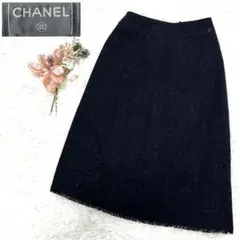 美品！CHANEL 膝丈スカート　ブラックラメ　ウール　100%シルクのサムネイル