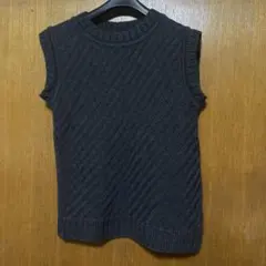 Spick and Span ウールノースリーブニット ダークグレー　1月終了M