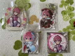 すとぷり　さとみくんグッズ　アクキー　缶バッジ