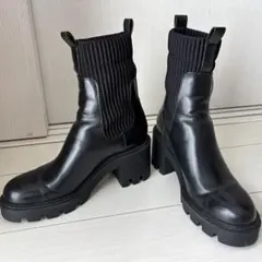 ZARA サイドゴアブーツ ブラック