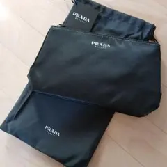 こ*こ様 PRADA ブラック ナイロンポーチ