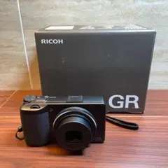 良品】RICOH GR III シャッター回数 4149枚 - メルカリ