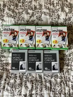 期限切れ・新品未開封　FUJIFILM　instax mini チェキ