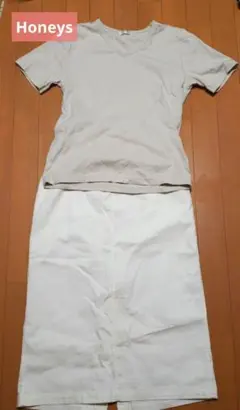 [バラ売り可！]HoneysのVネック半袖Tシャツ＆前釦Iラインスカート