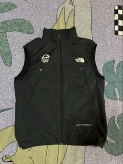 THE NORTH FACE製のフィニッシャーベストのサムネイル