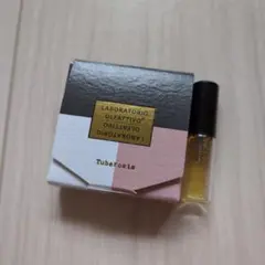 LABORATORIO OLFATTIVO Tuberosia 香水のサムネイル