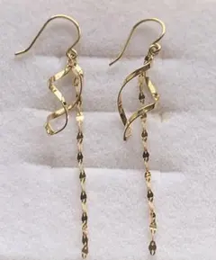 k10YGピアス