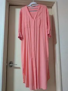 ピンク ロングシャツ ボタン付きのサムネイル