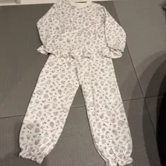 コスメ柄 キルトパジャマ 女の子　１４０㎝