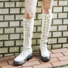 Jouetie アイボリー レースアップ ロングブーツ