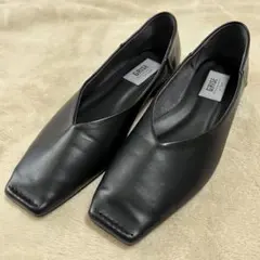 美品 LeTalon ブラック レザー フラットシューズ 22.5cm